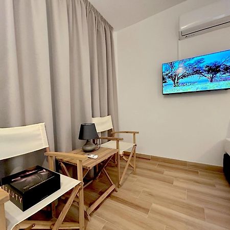 Queen Regina Suites By Platform 357 Nicosia Exteriör bild
