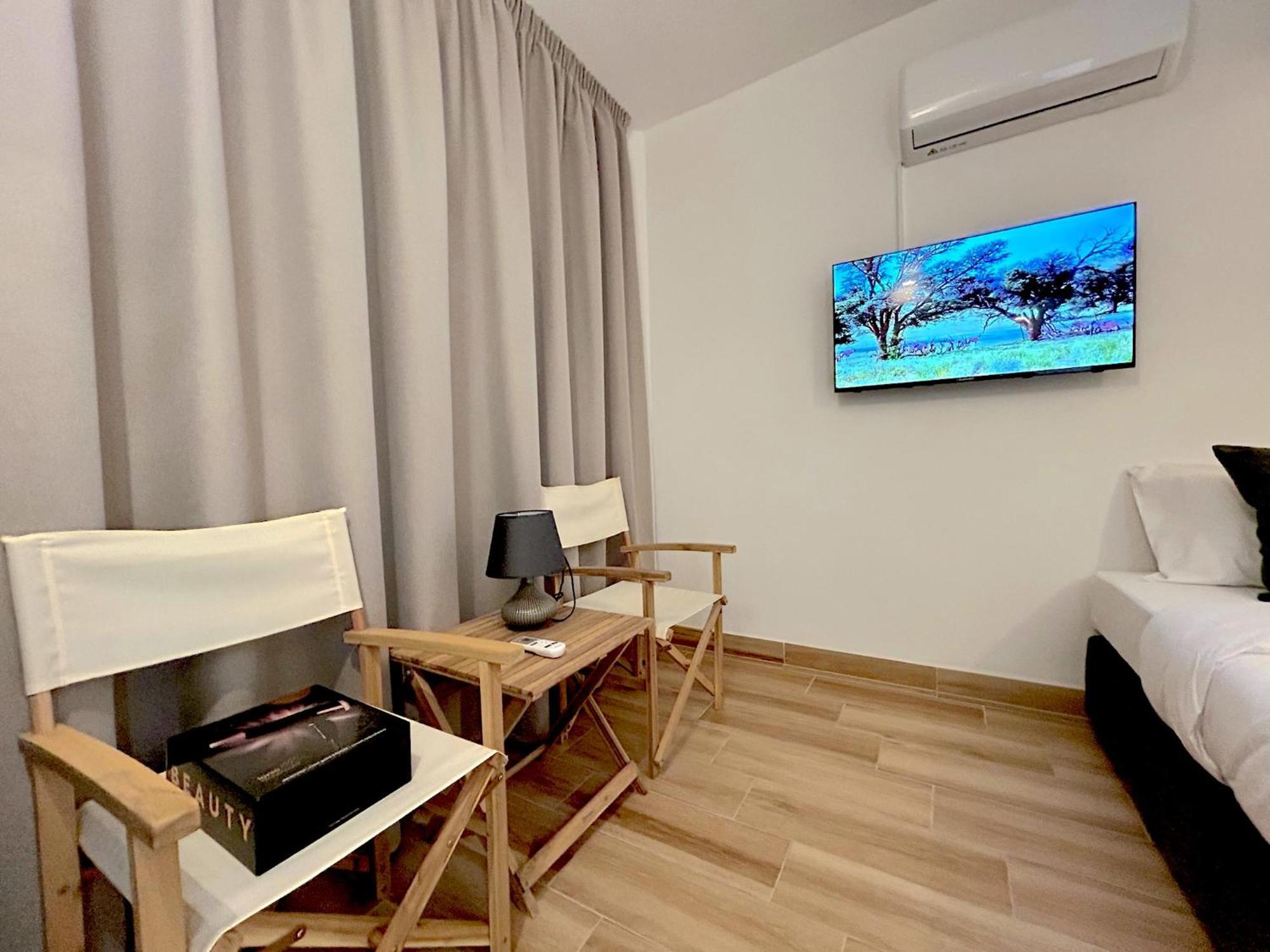 Queen Regina Suites By Platform 357 Nicosia Exteriör bild
