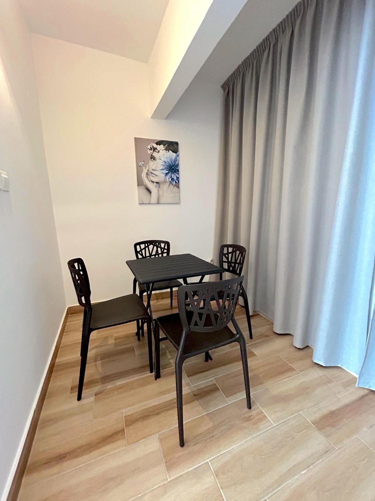 Queen Regina Suites By Platform 357 Nicosia Exteriör bild
