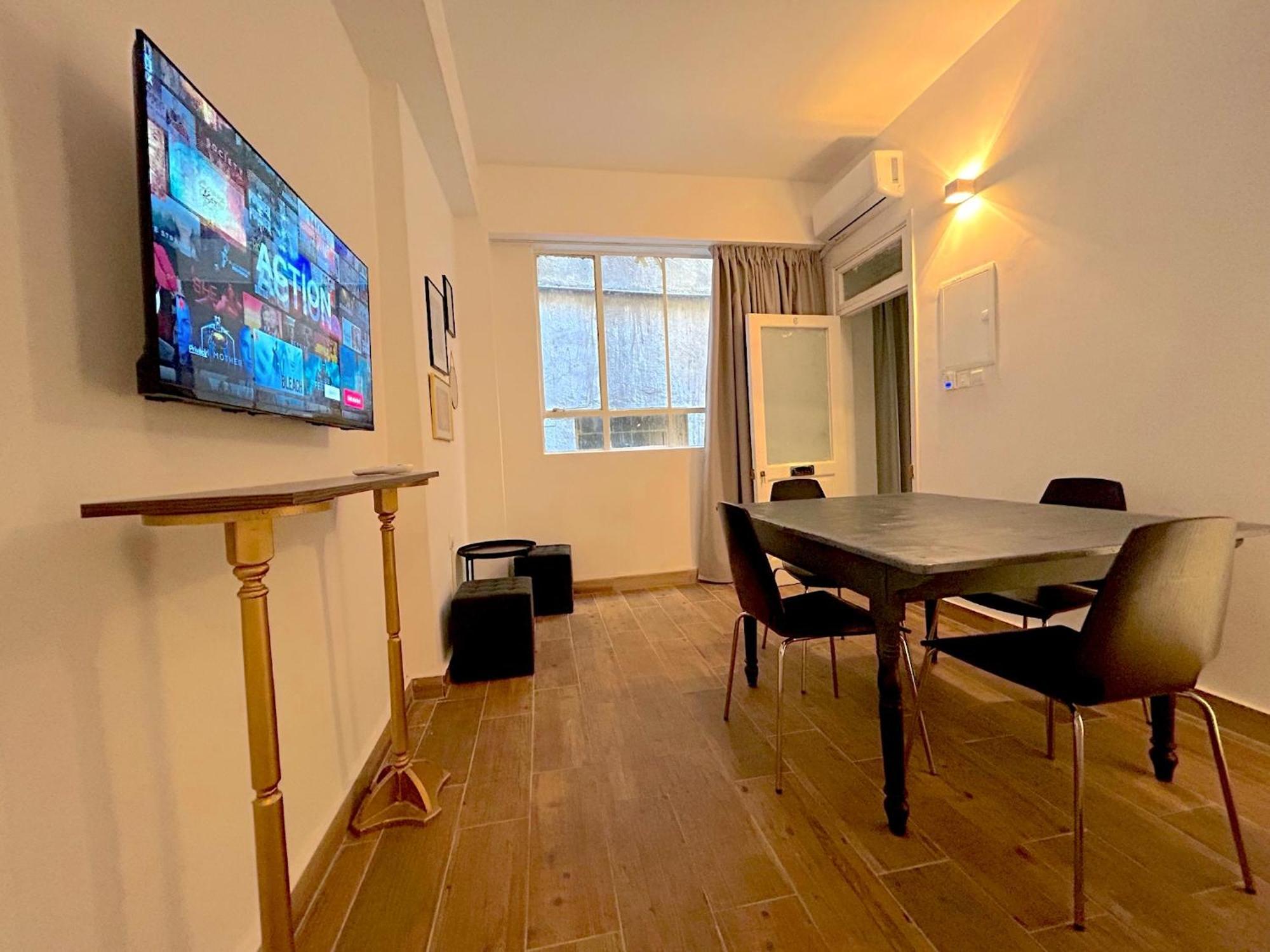 Queen Regina Suites By Platform 357 Nicosia Exteriör bild