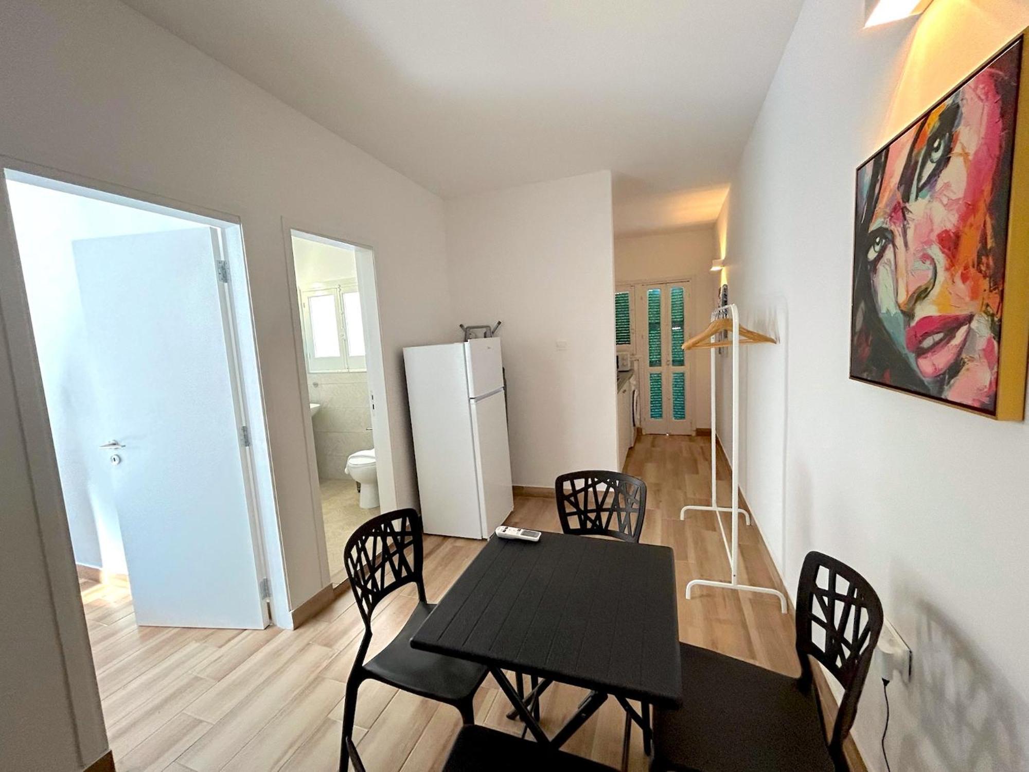 Queen Regina Suites By Platform 357 Nicosia Exteriör bild
