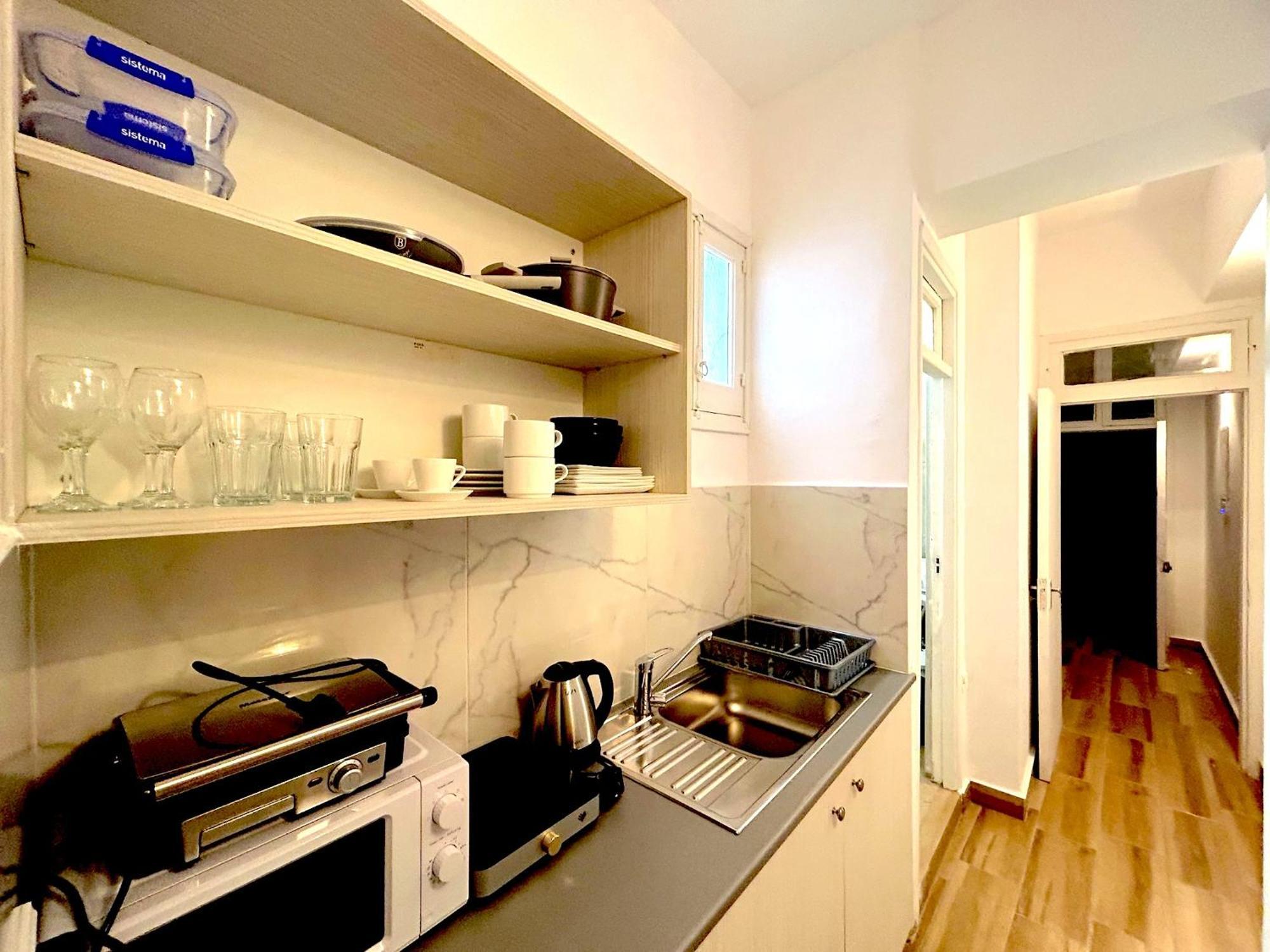 Queen Regina Suites By Platform 357 Nicosia Exteriör bild