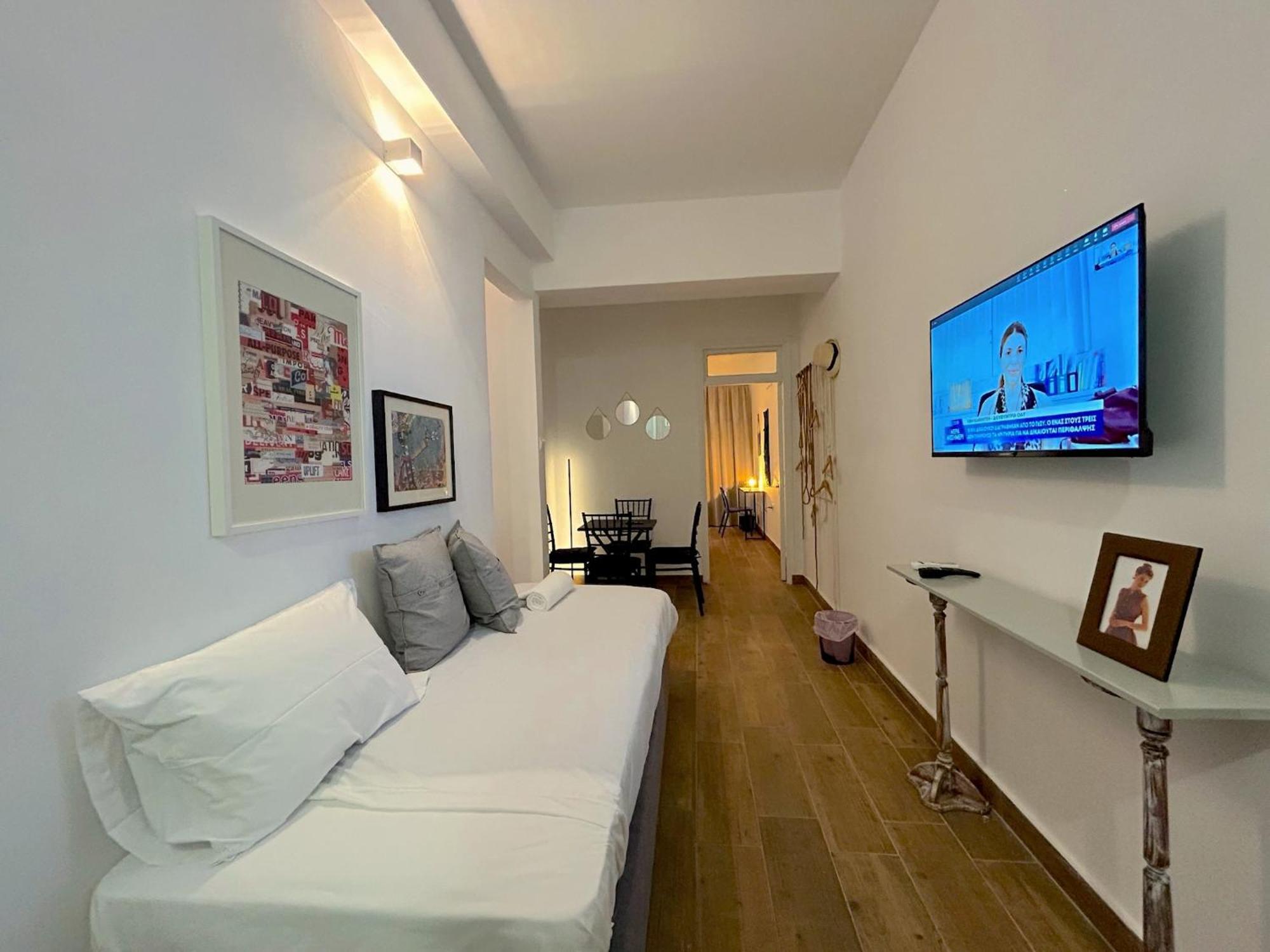 Queen Regina Suites By Platform 357 Nicosia Exteriör bild