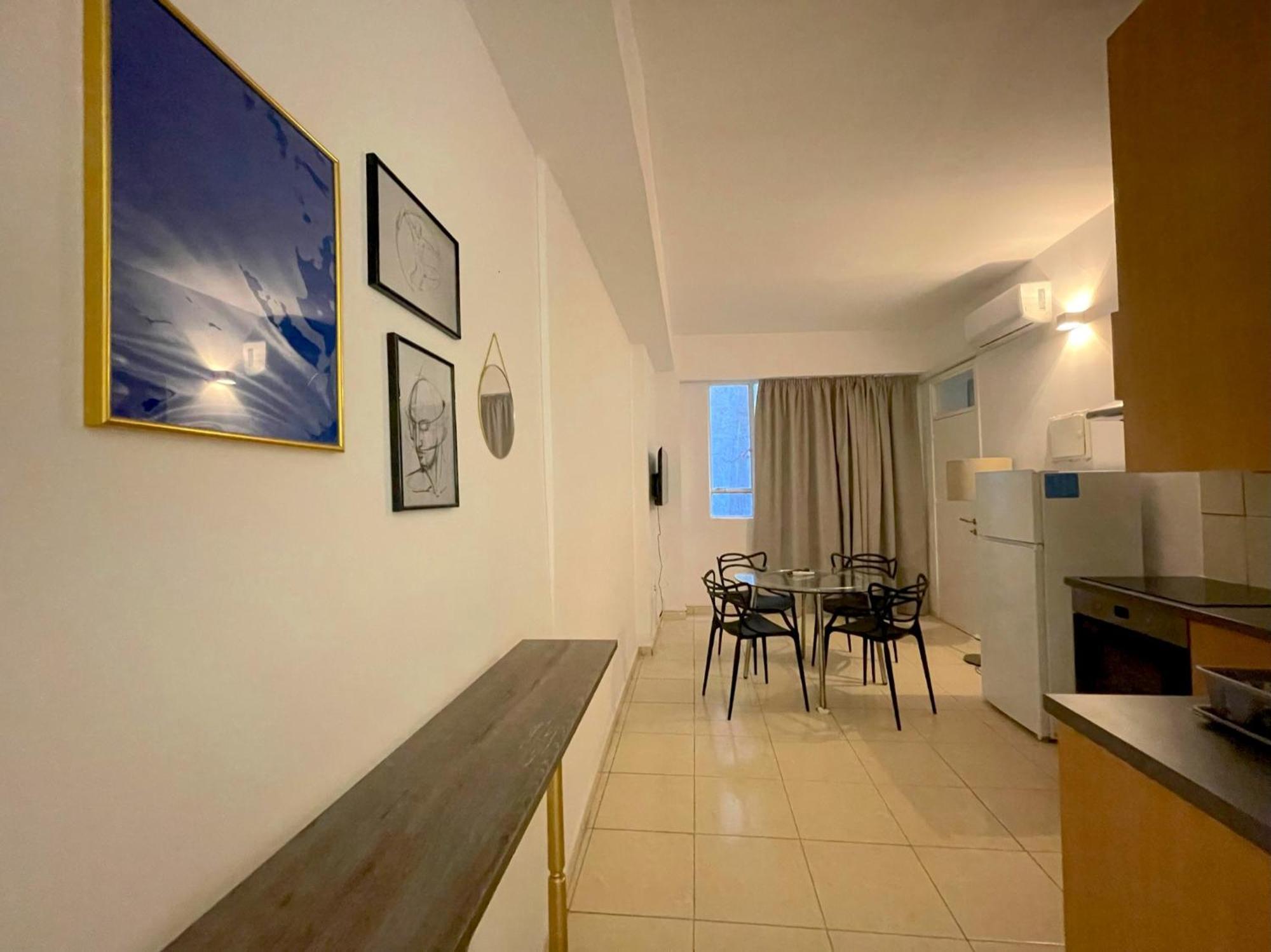 Queen Regina Suites By Platform 357 Nicosia Exteriör bild
